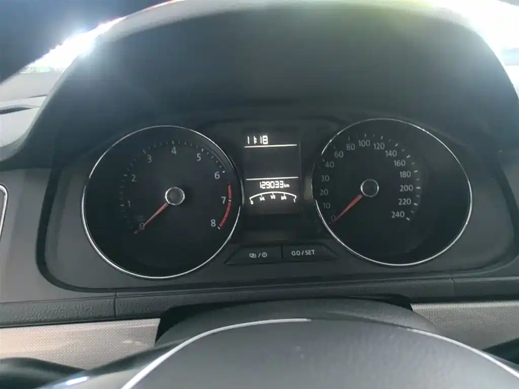 Volkswagen Lavida 2017 230TSI DSG Comfort Edition фото 12