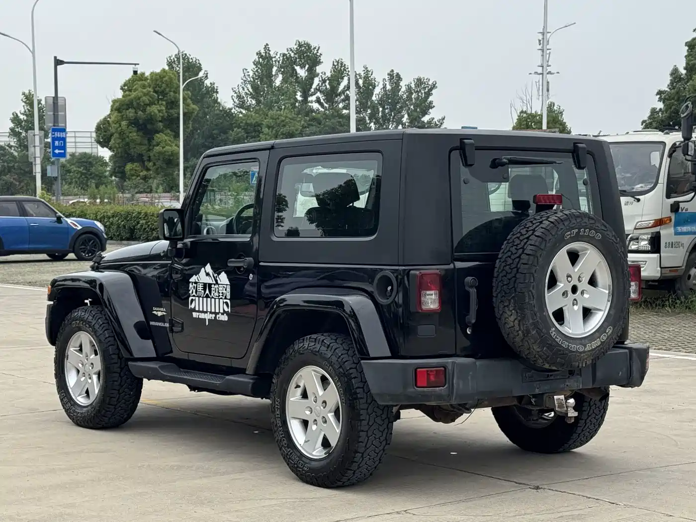 Jeep Wrangler 2010 2010 3.8L Sahara 2-Door