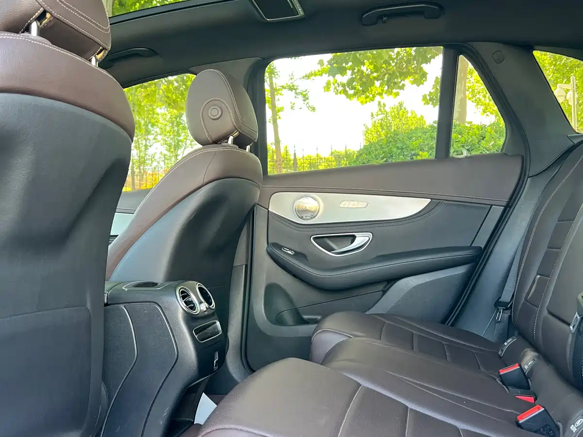 Mercedes-Benz GLC 2020 GLC 260 L 4MATIC Dynamic фото 8