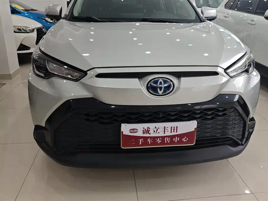 Toyota Frontlander 2023 2.0L Smart Hybrid Dual Engine Leading Edition фото 2
