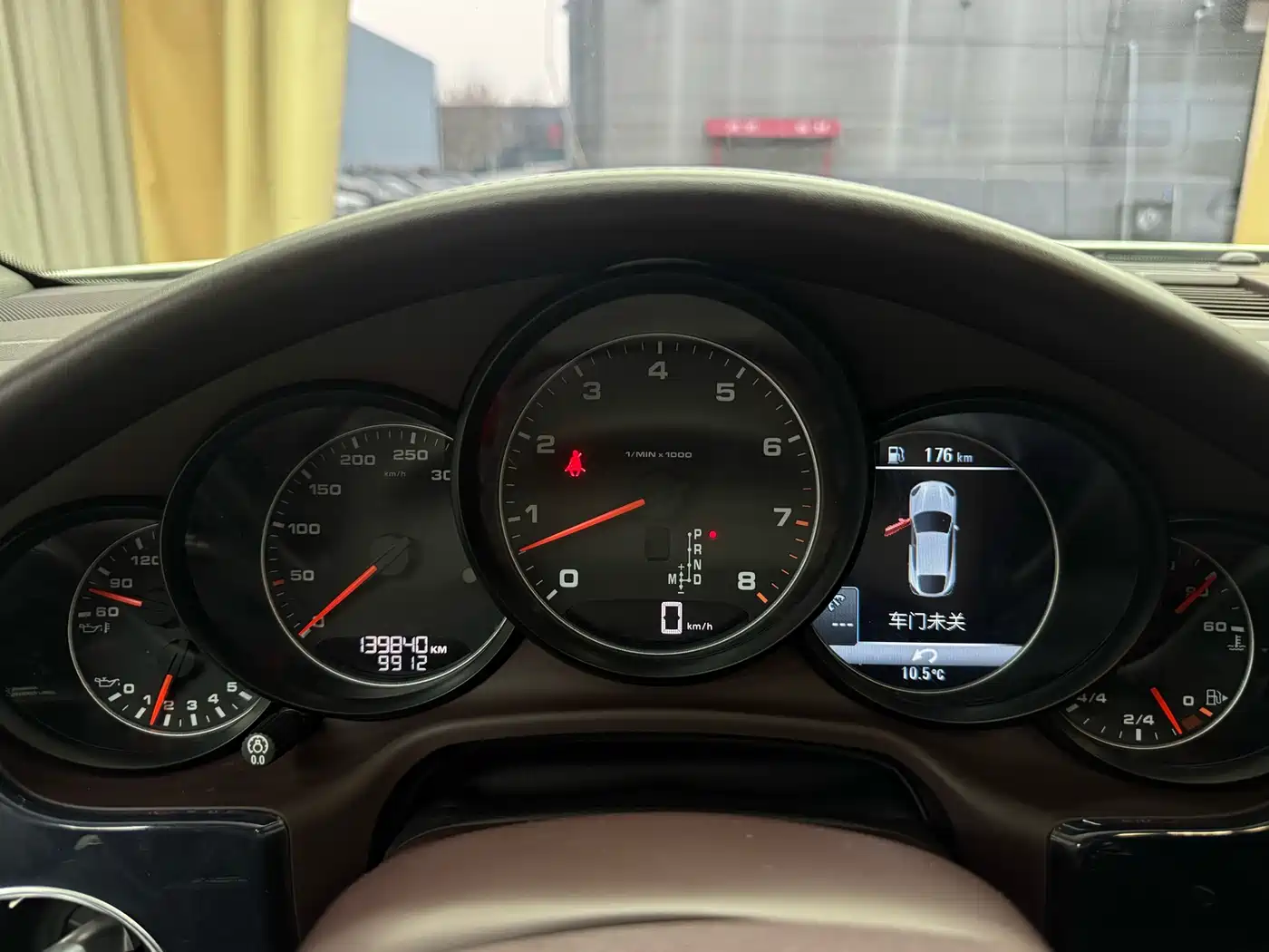 Porsche Panamera 2014 Panamera 4 3.0T фото 27