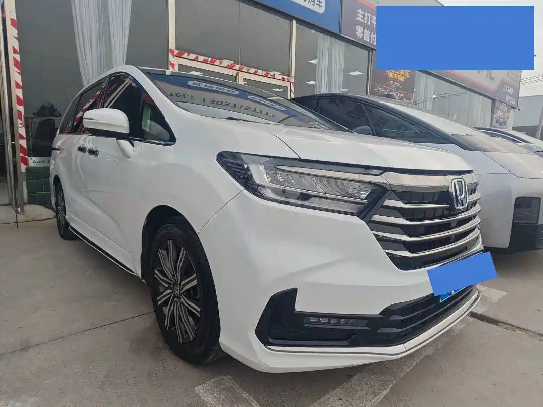 Honda Odyssey 2022 2.0L e:HEV Sharp·Enjoyment Edition фото 3