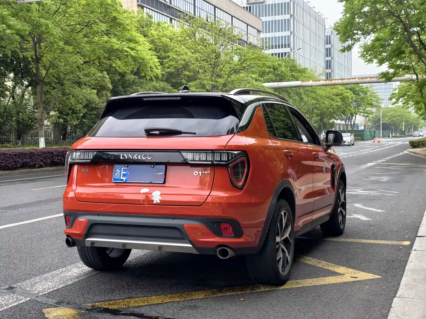 Lynk & Co 01 2017 2.0T AWD Pro фото 5
