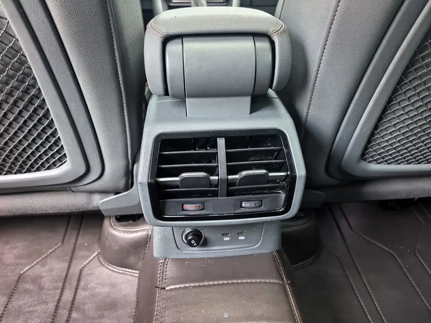 Audi Q3 Sportback 2021 40 TFSI Premium Life Edition фото 16