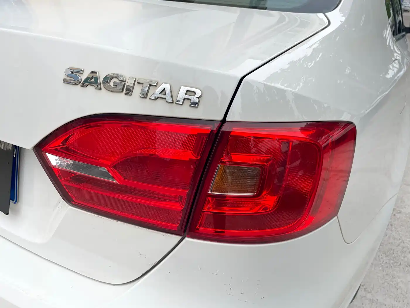 Volkswagen Sagitar 2014 Facelift 1.6L Automatic Comfort фото 14