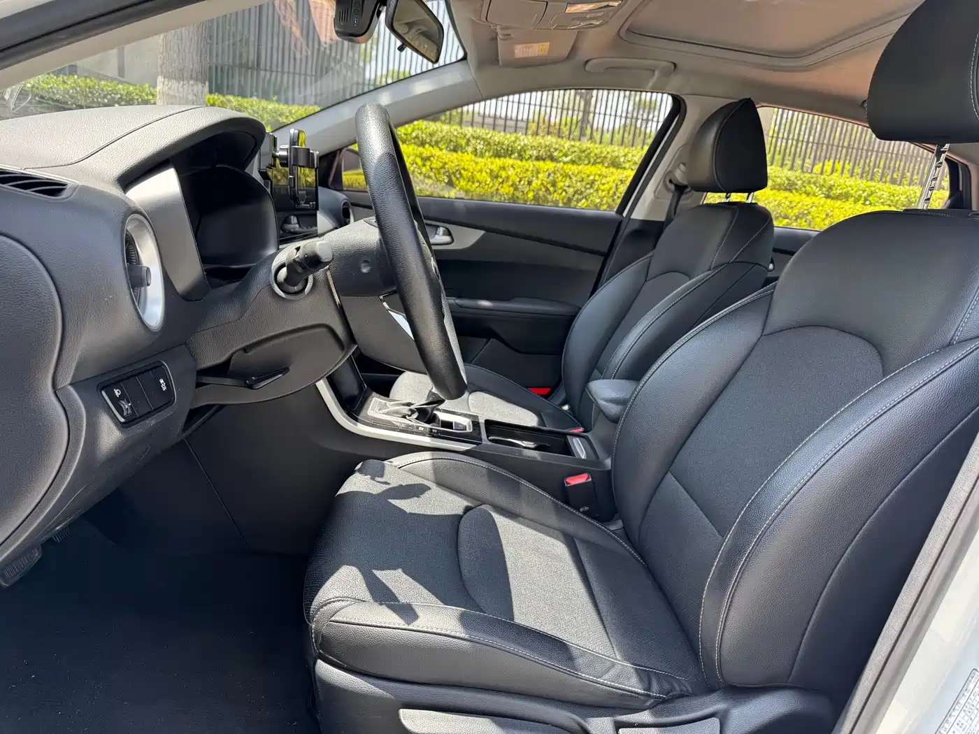 Kia K3 2021 1.5L CVT Fashion Edition фото 4