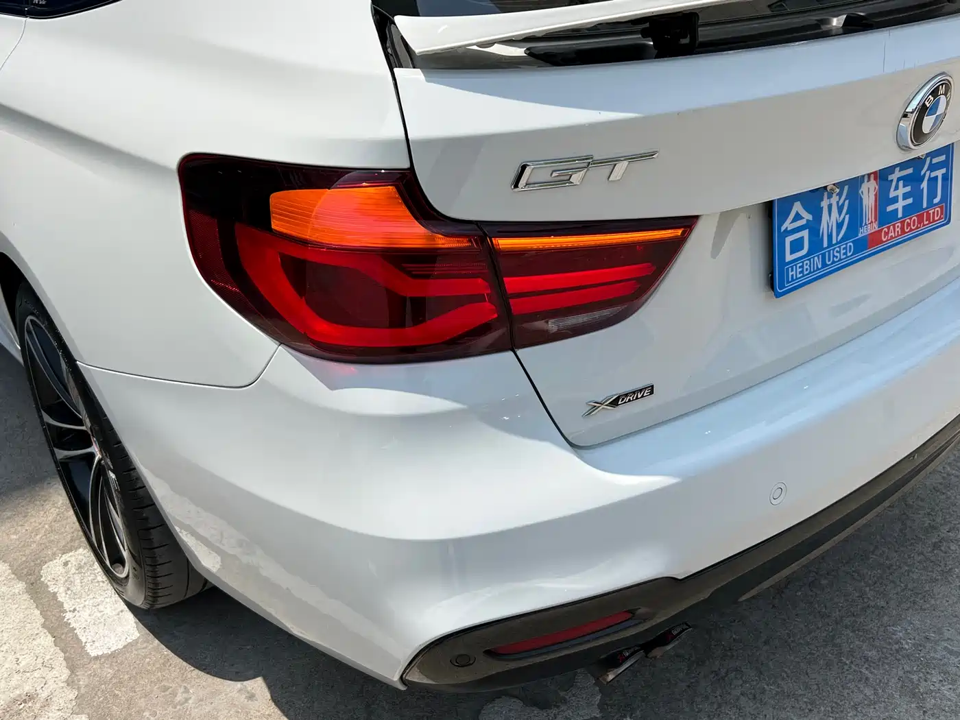 BMW 3 Series GT 2019 330i xDrive M Sport Black Night Edition фото 10