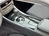 Фото 19 - Lexus IS