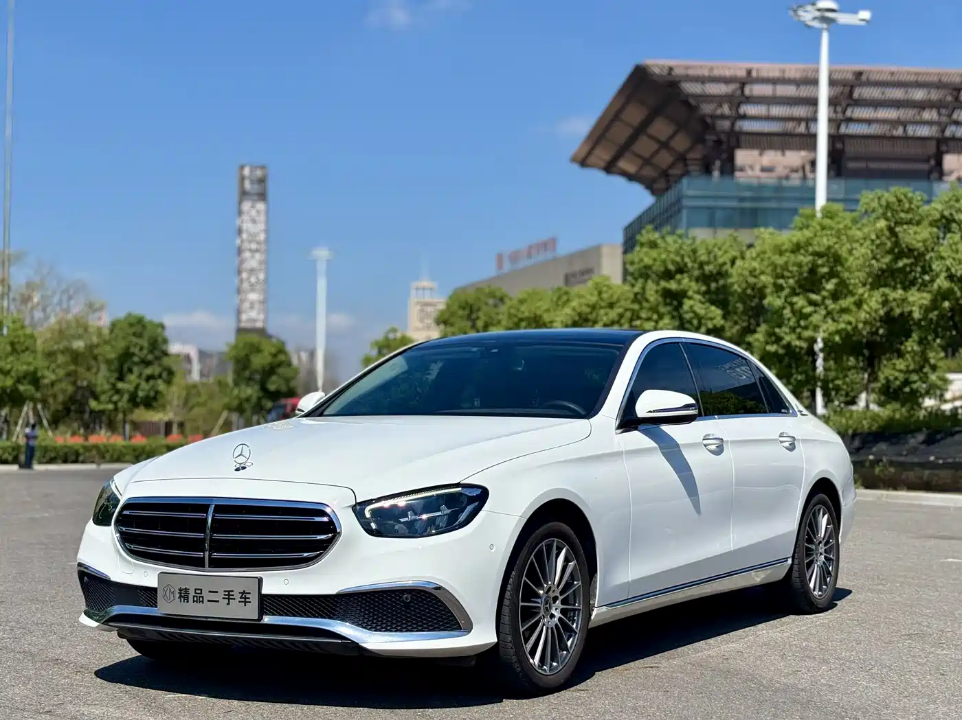Mercedes-Benz E-Class 2023 E 260 L
