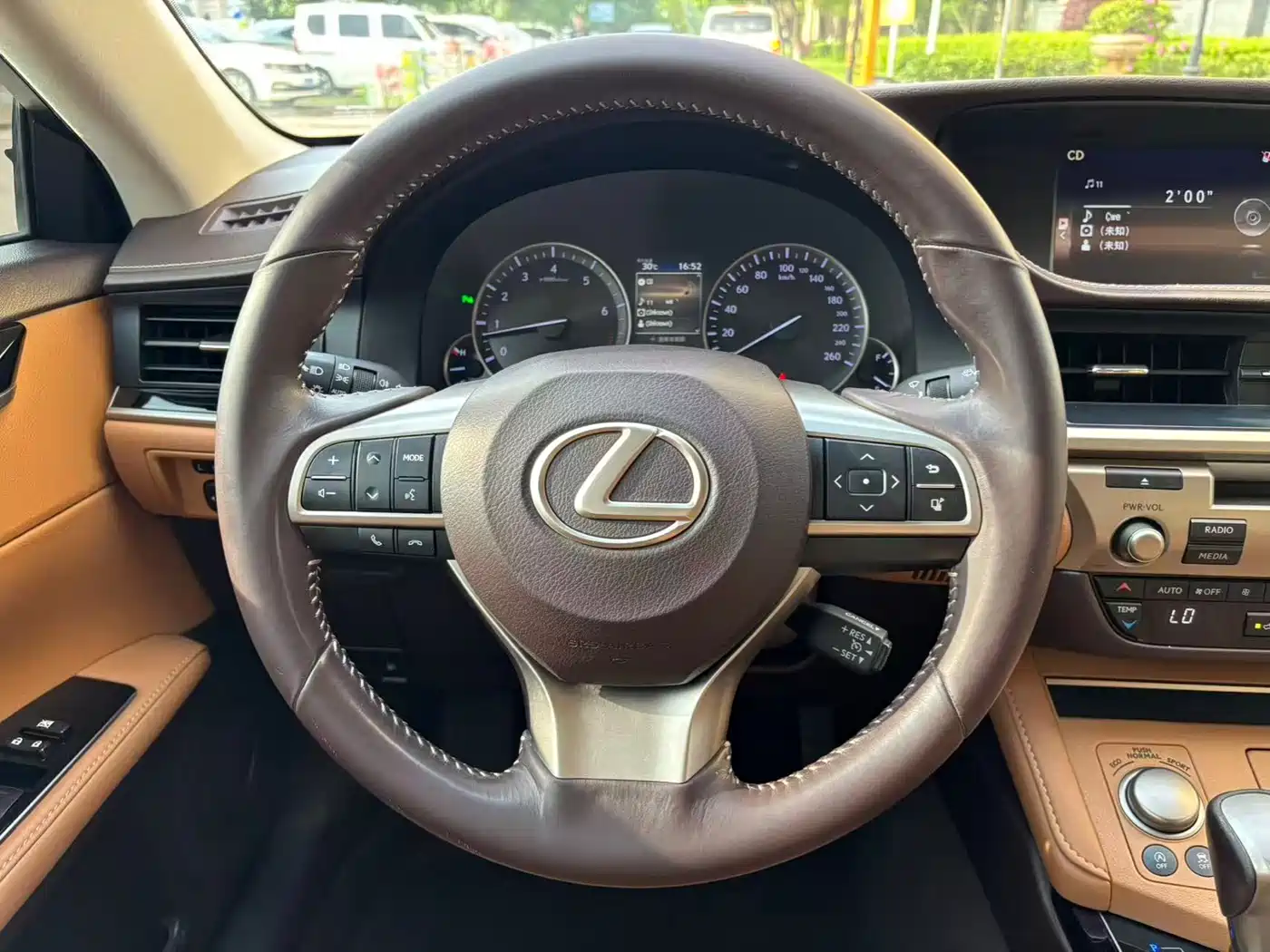 Lexus ES 2015 200 Elite Edition фото 10