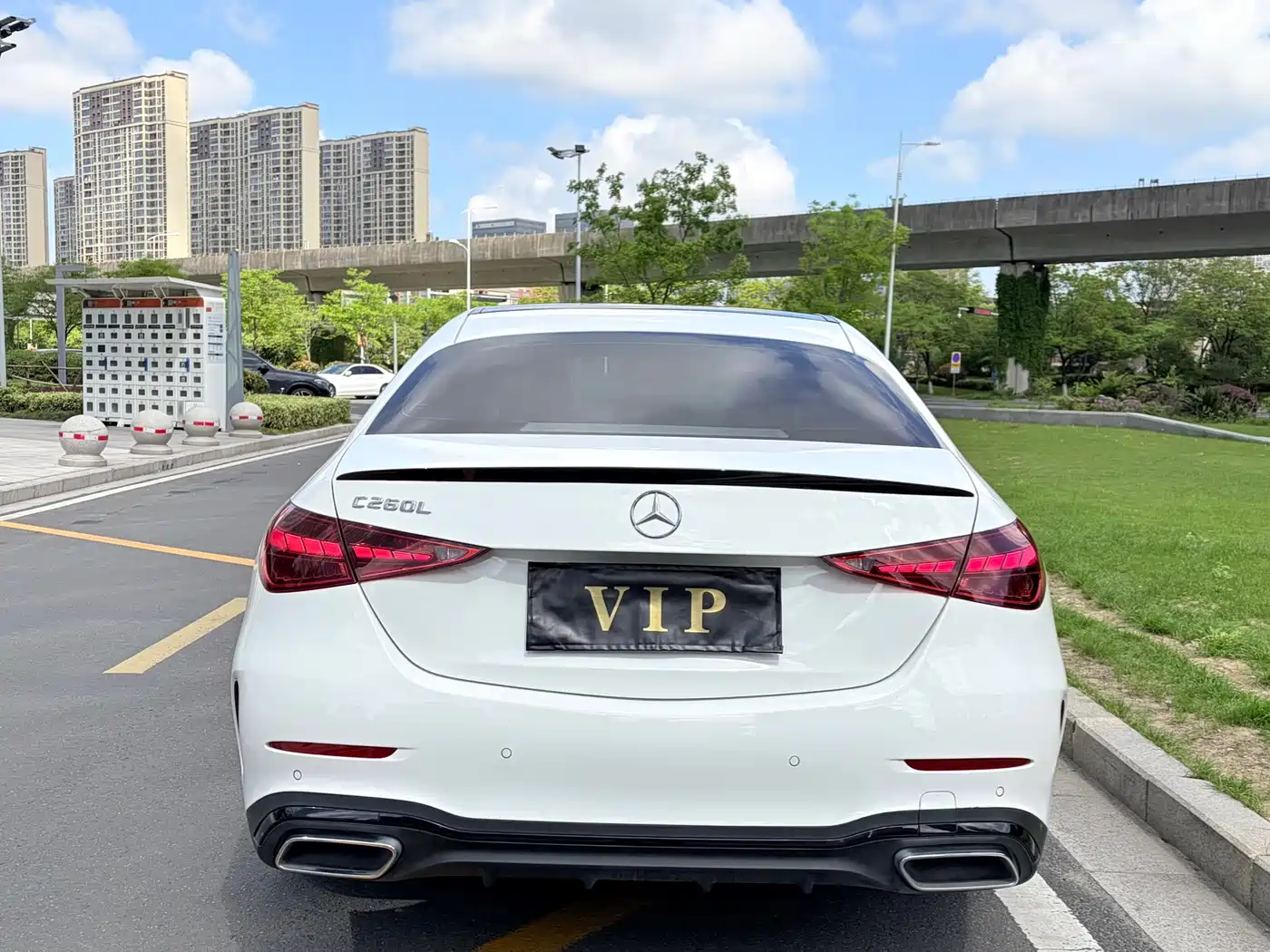 Mercedes-Benz C-Class 2024 C 260 L Night Edition Sport фото 6
