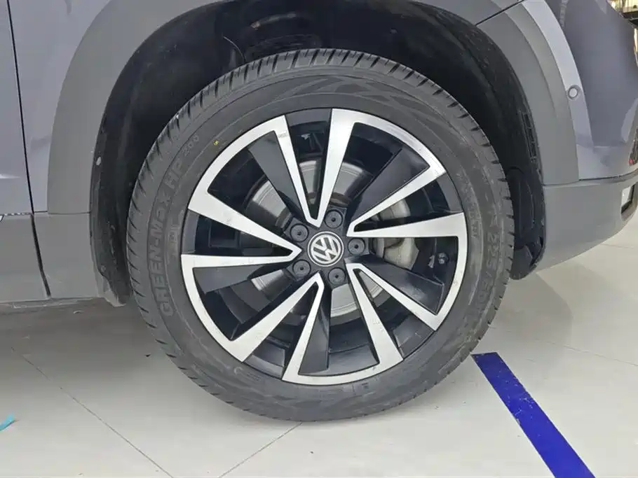 Volkswagen Tharu 2019 Model 330TSI 4WD Flagship Edition China VI фото 6