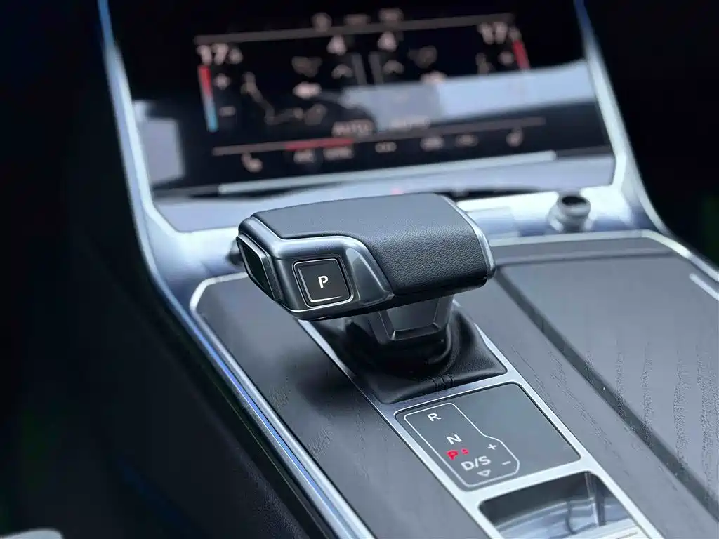 Audi A6L 2024 45 TFSI quattro Premium Dynamic фото 22