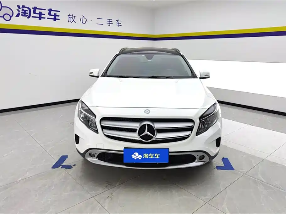 Mercedes-Benz GLA 2016 GLA 200 Dynamic фото 2