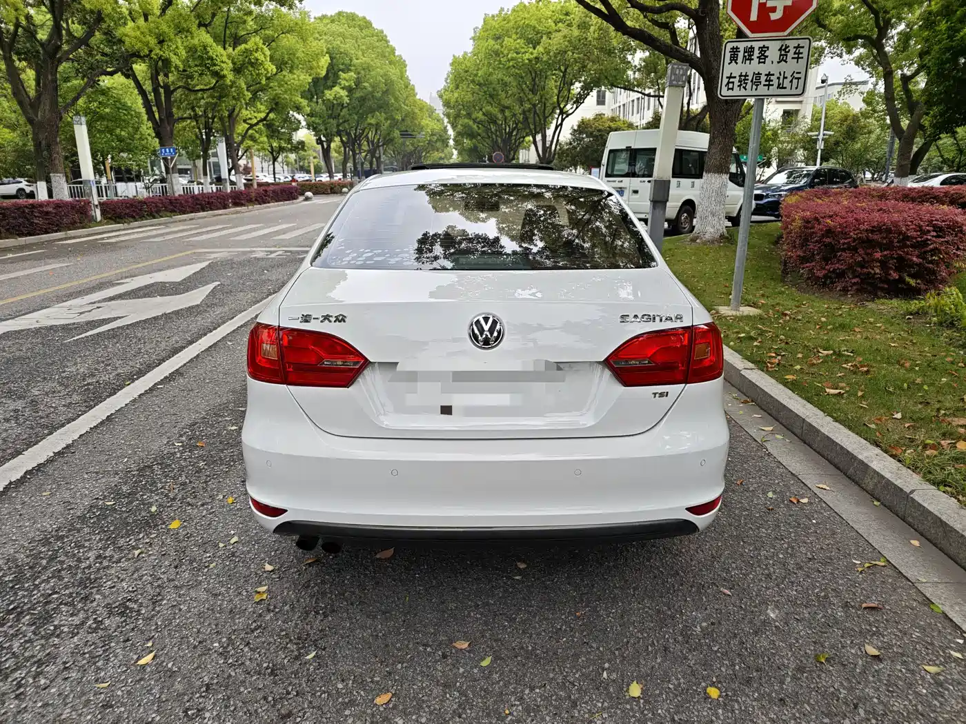 Volkswagen Sagitar 2014 Facelift 1.4TSI Automatic Luxury фото 4