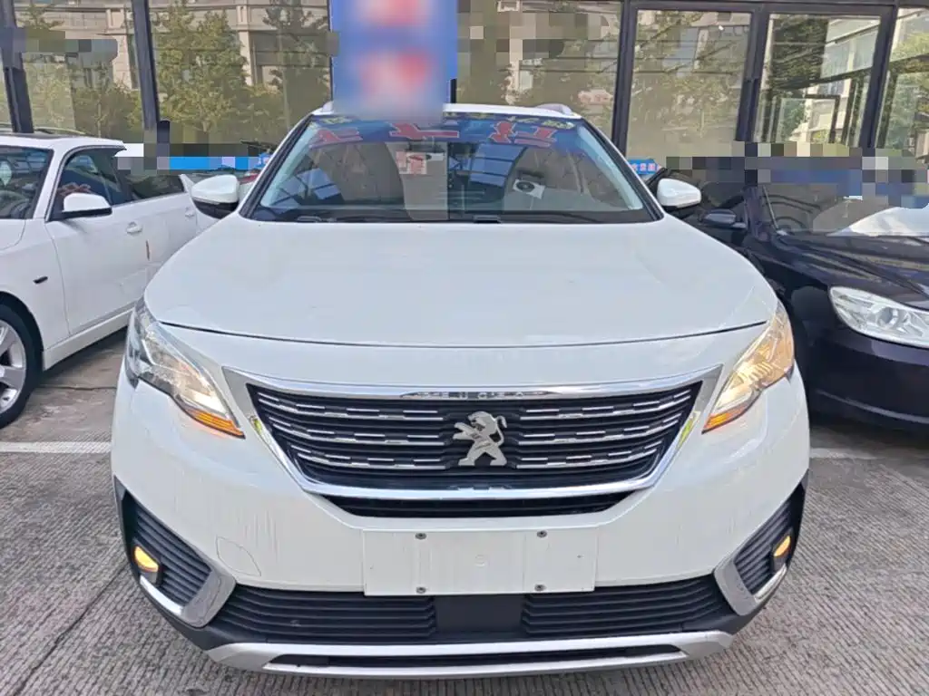 Фото 3 - Peugeot 5008