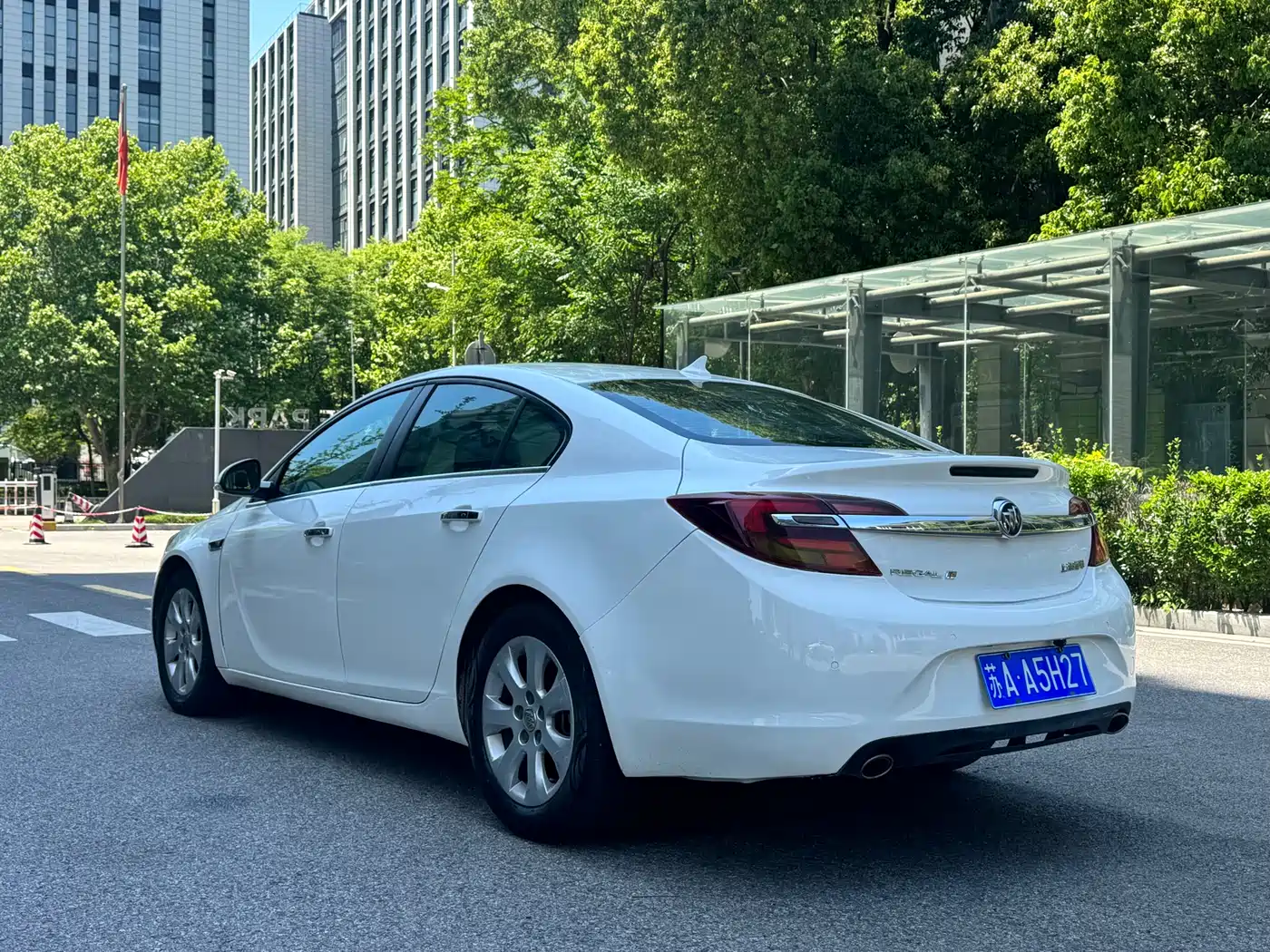 Buick Regal 2015 1.6T Elite Tech Edition фото 4