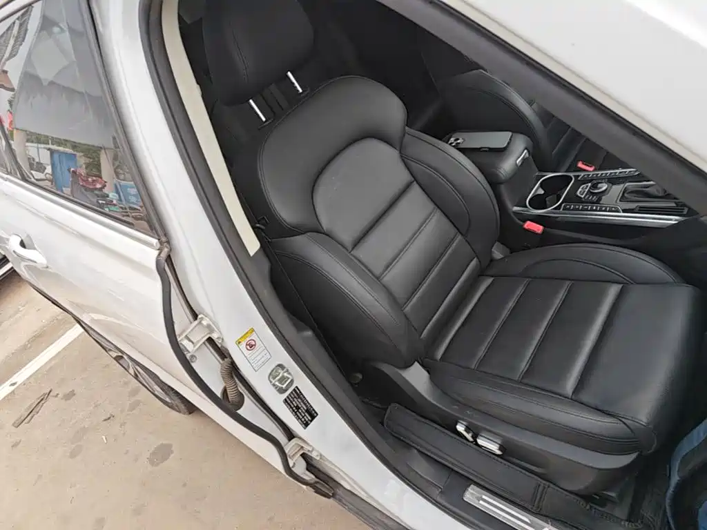Photo 25 - Haval H7