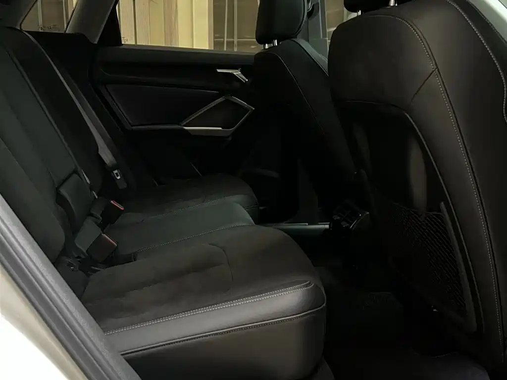 Audi Q3 2022 35 TFSI Fashion Dynamic фото 10