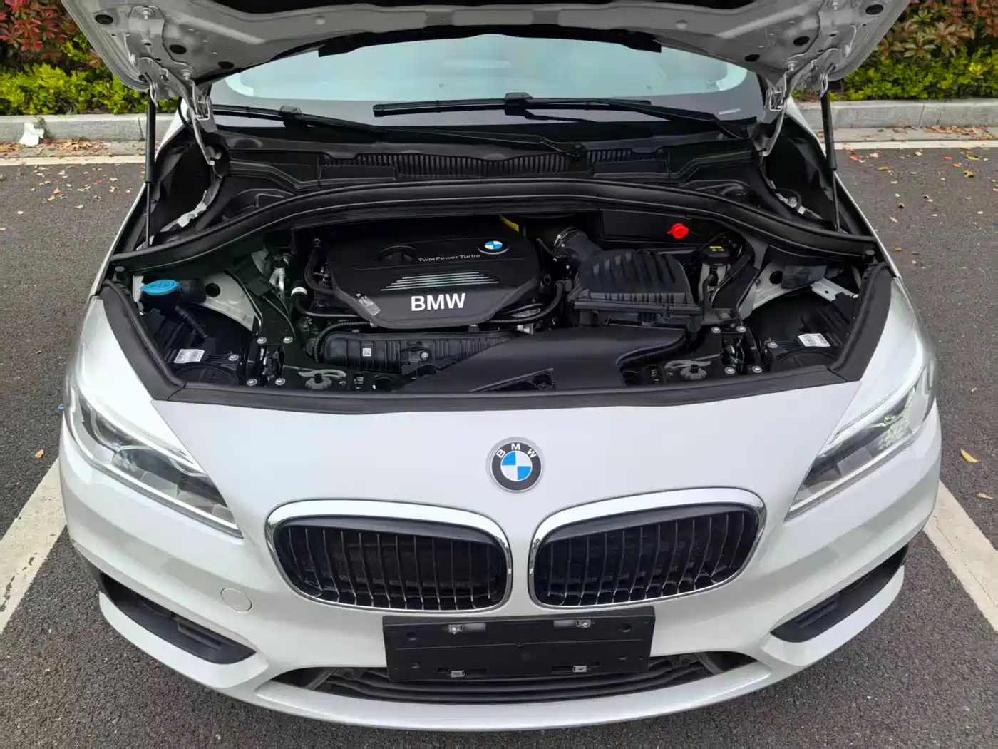 BMW 2 Series Touring 2016 220i Leading Model фото 15