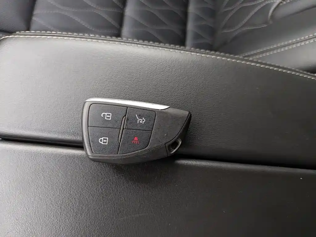 Buick Envision Plus 2021 2021 Enclave Plus Avenir 5-Seater