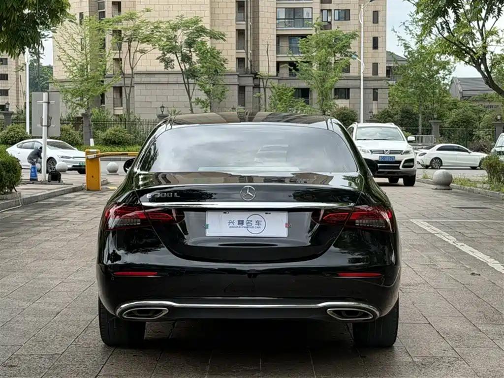 Mercedes-Benz E-Class 2023 Facelift E 300 L Fashion фото 6