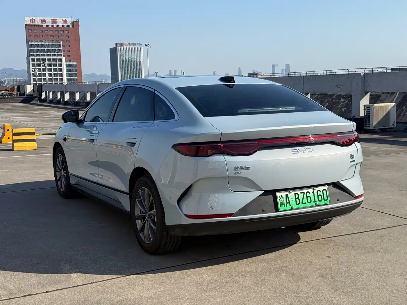 BYD Qin L 2025 EV 545KM Superior фото 7