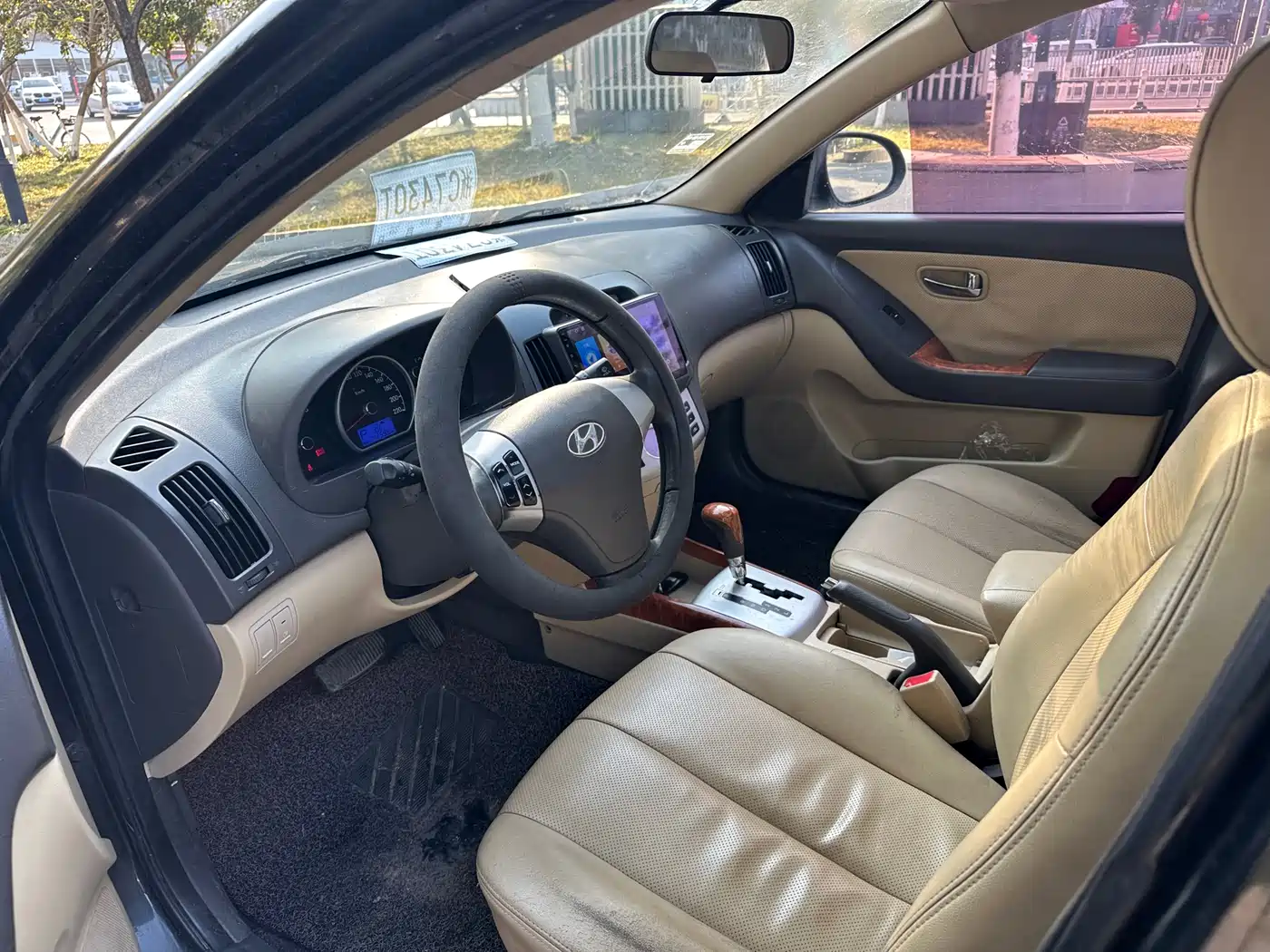 Hyundai Elantra 2010 1.6L AT GLS фото 13