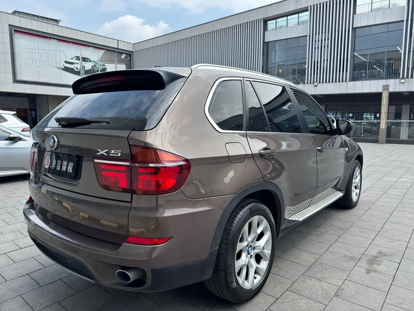 BMW X5 (Import) 2011 xDrive35i Luxury Edition фото 14
