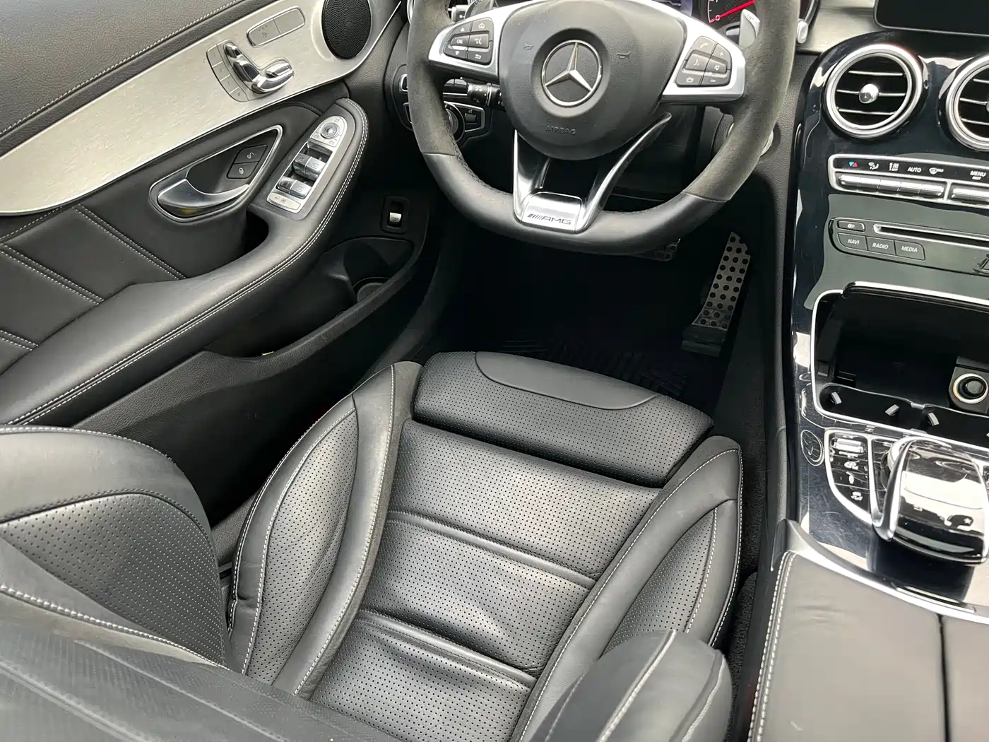 Mercedes-Benz C-Class AMG 2015 AMG C 63 фото 12