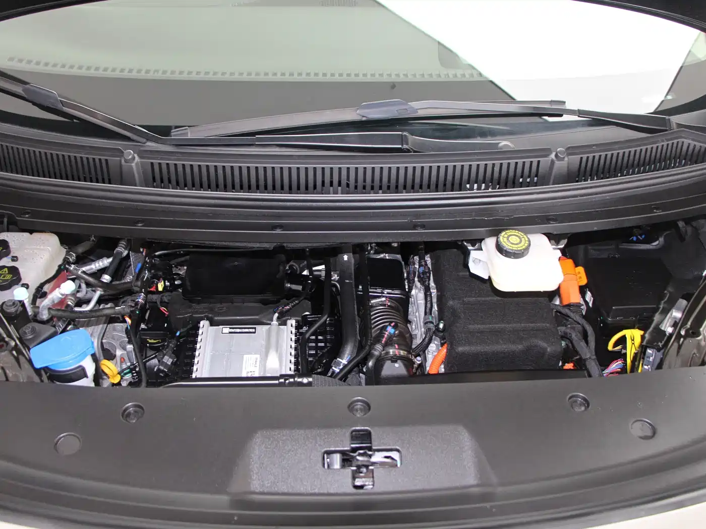 Denza D9 2025 Model DM-i Smart Drive Edition 1020 AWD Flagship фото 15
