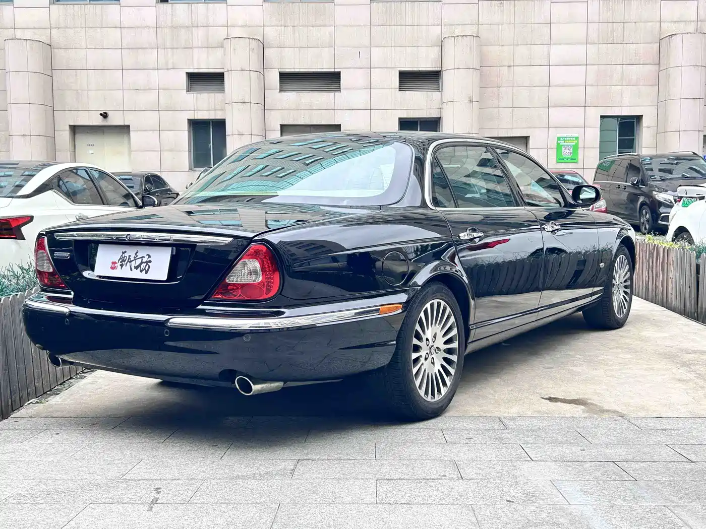Jaguar XJ 2006 2005 Model XJ6L 3.0