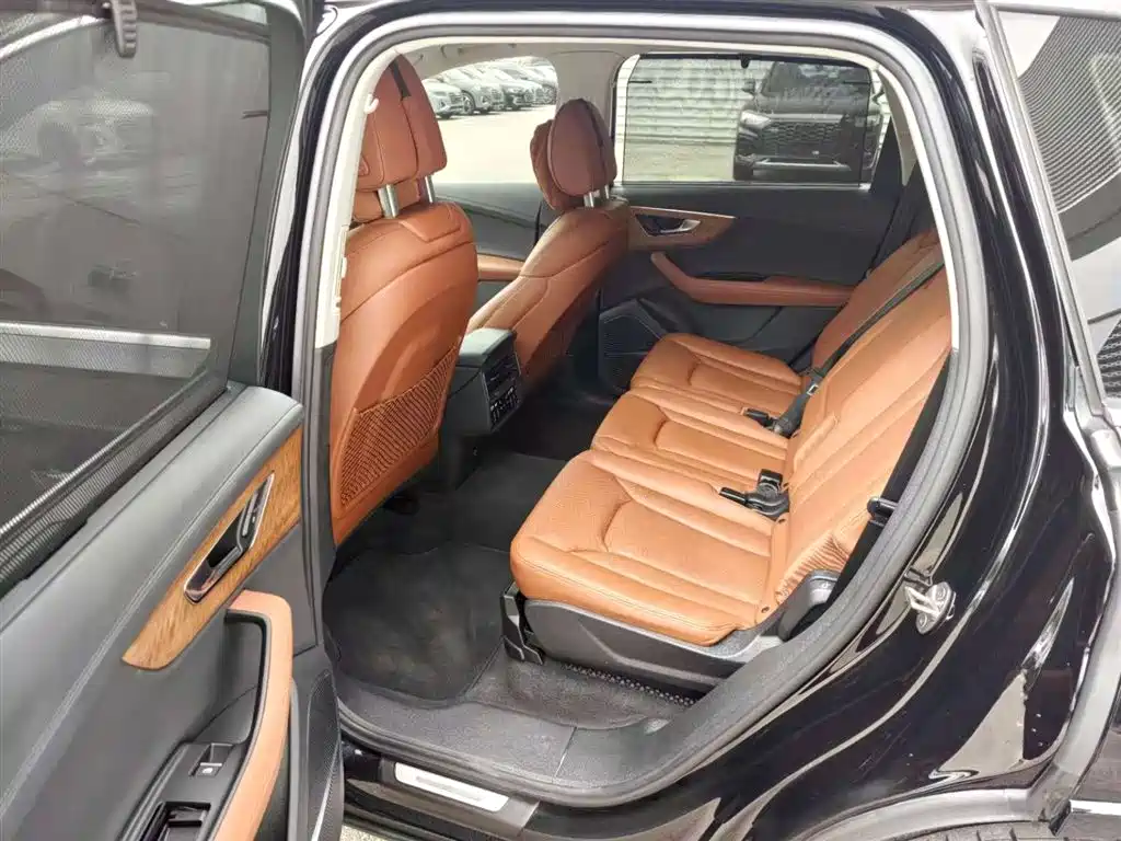 Audi Q7 2021 55 TFSI quattro S line Premium фото 8