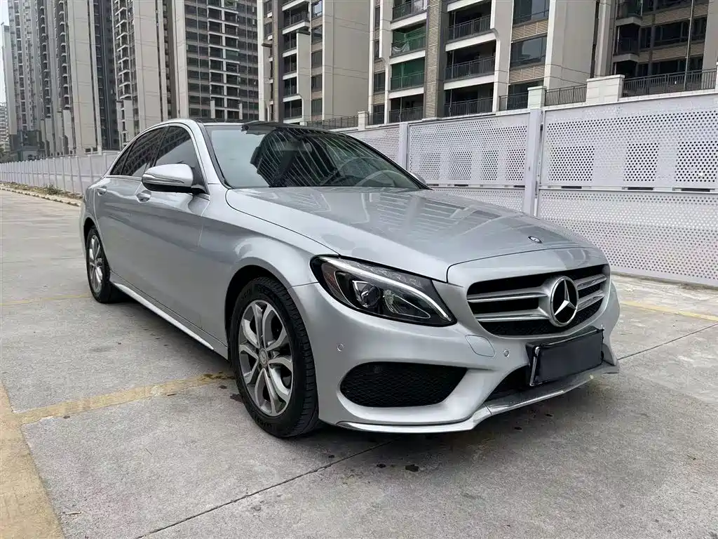Mercedes-Benz C-Class 2015 Facelift C 200 L Sport фото 2