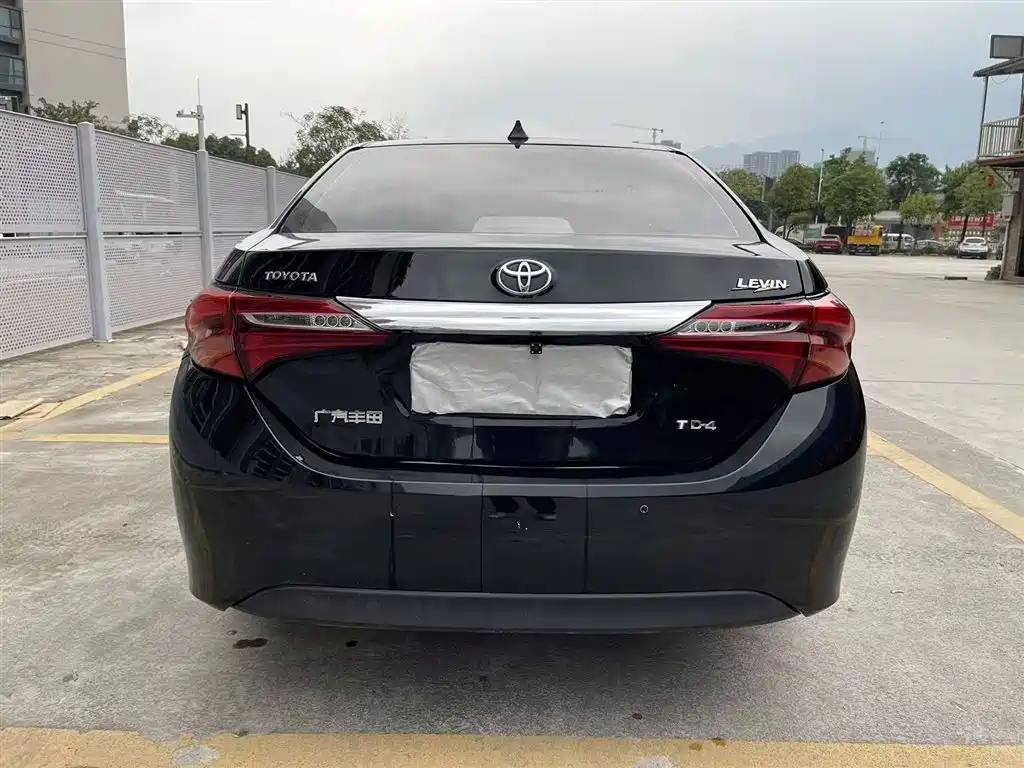 Toyota Levin 2018 185T CVT Luxury Edition фото 8