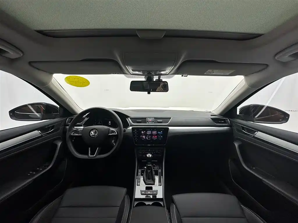 Škoda Superb 2023 TSI280 DSG Premium Edition фото 10