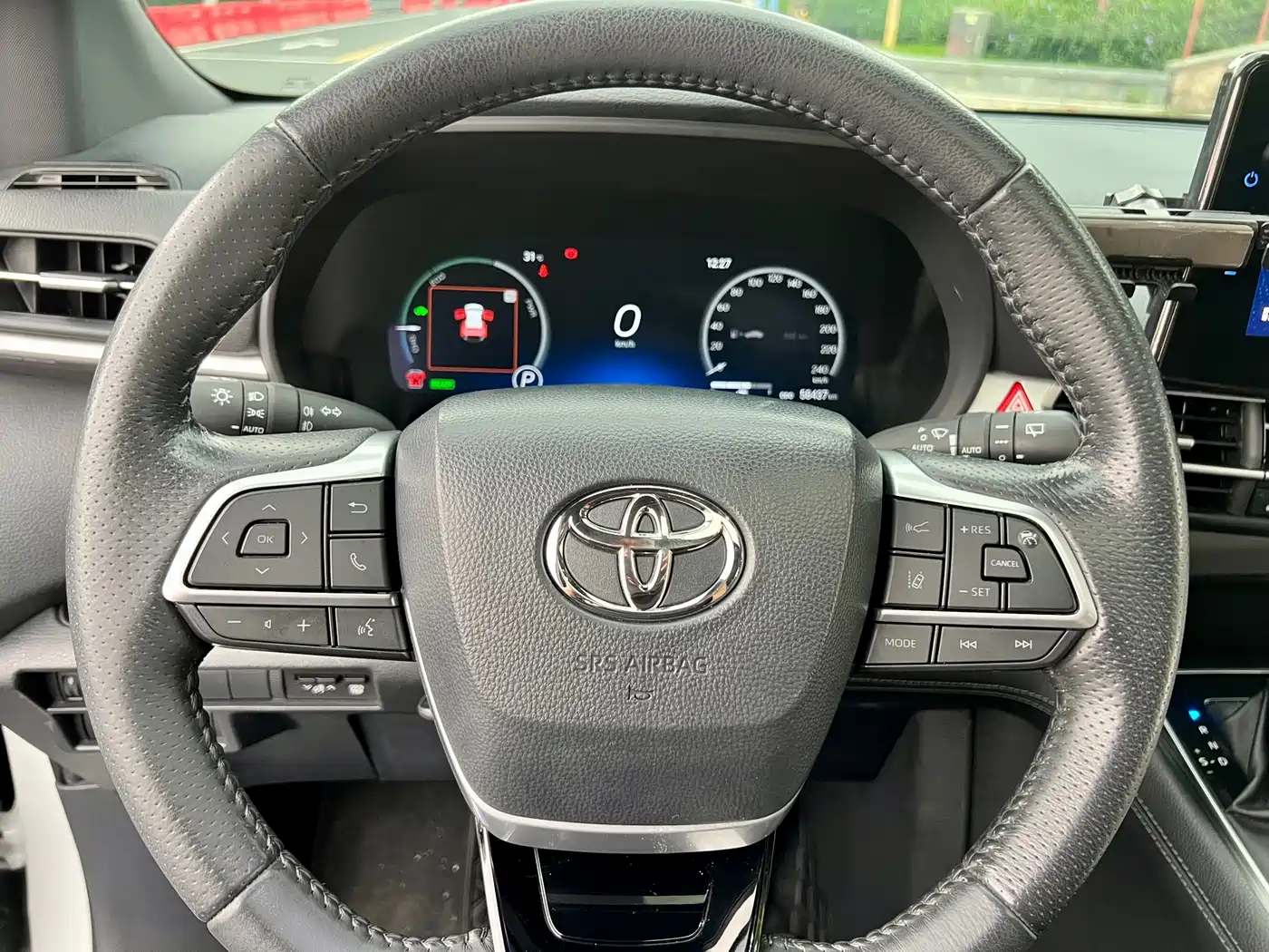 Toyota Sienna 2021 2.5L Hybrid Ultimate Edition фото 18
