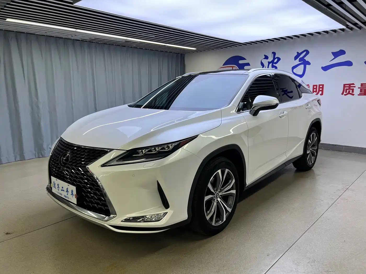 Lexus RX 2020 Facelift 300 AWD Elegance Edition