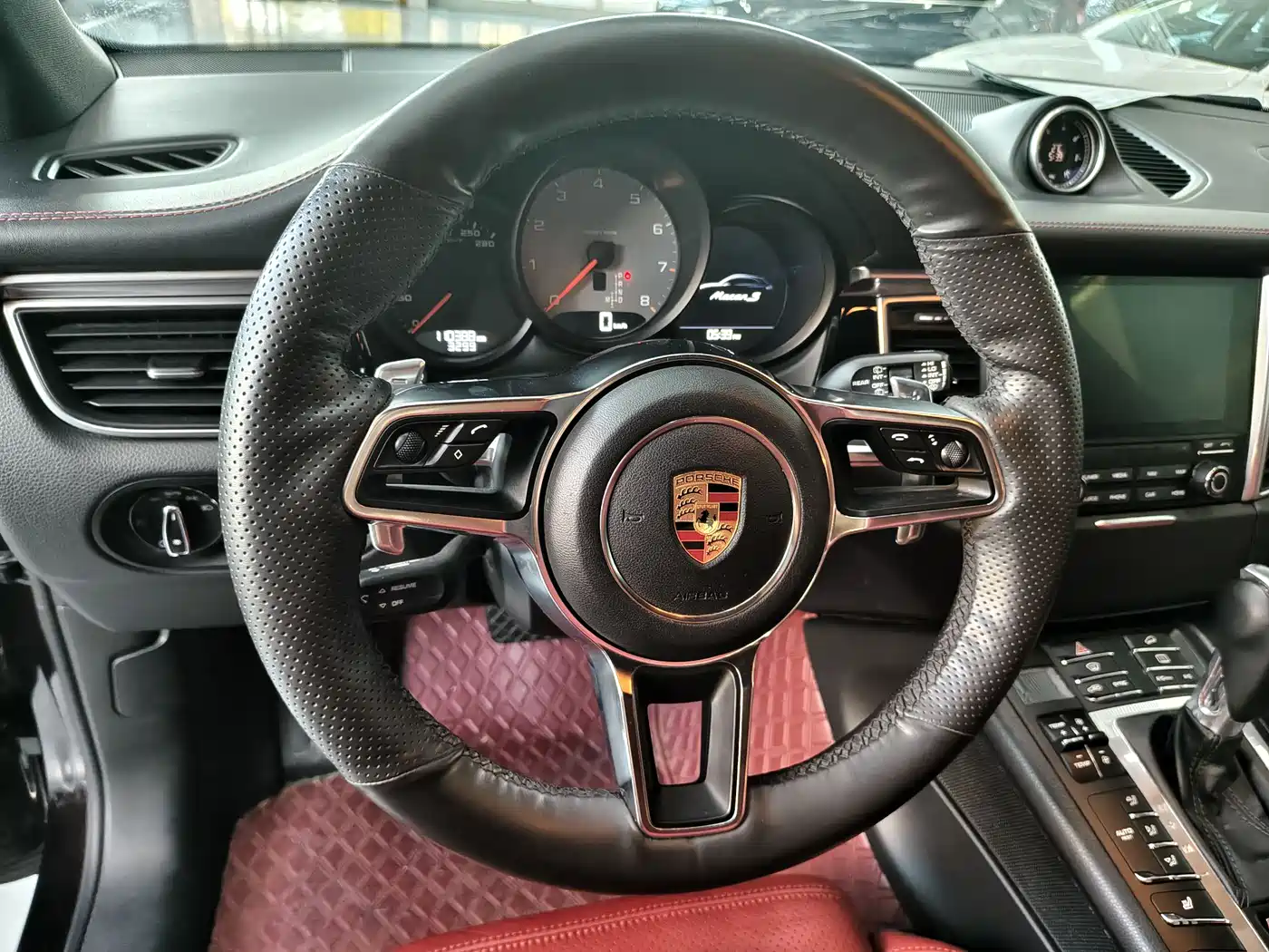 Porsche Macan 2017 Macan S 3.0T фото 6