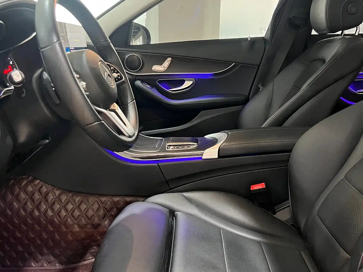 Mercedes-Benz C-Class 2019 C 180 L Fashion Sport Edition фото 6