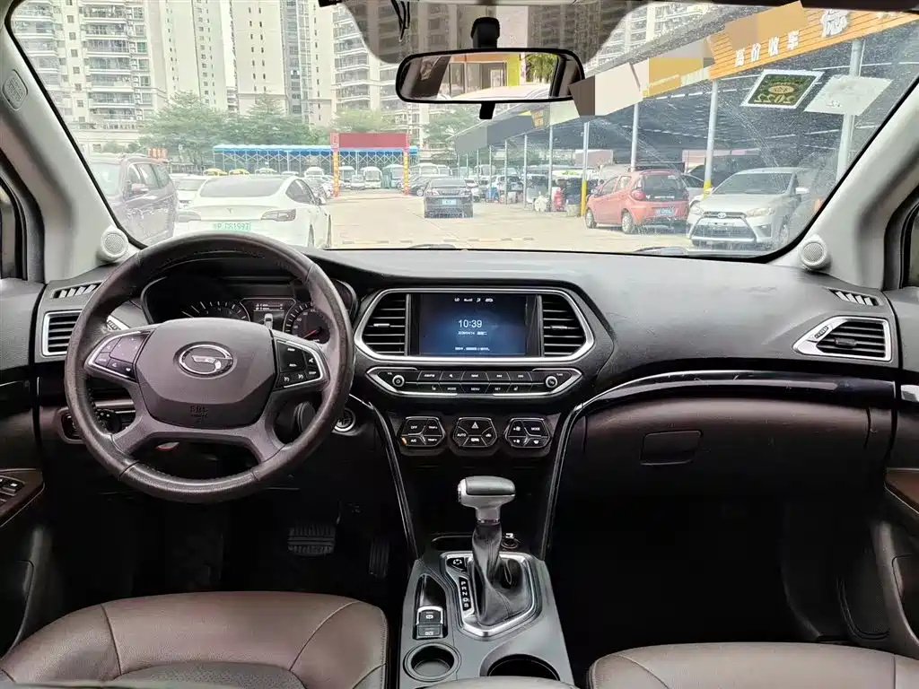 GAC Trumpchi Trumpchi GS4 2017 235T Automatic 2WD Luxury Smart Connected Edition фото 6