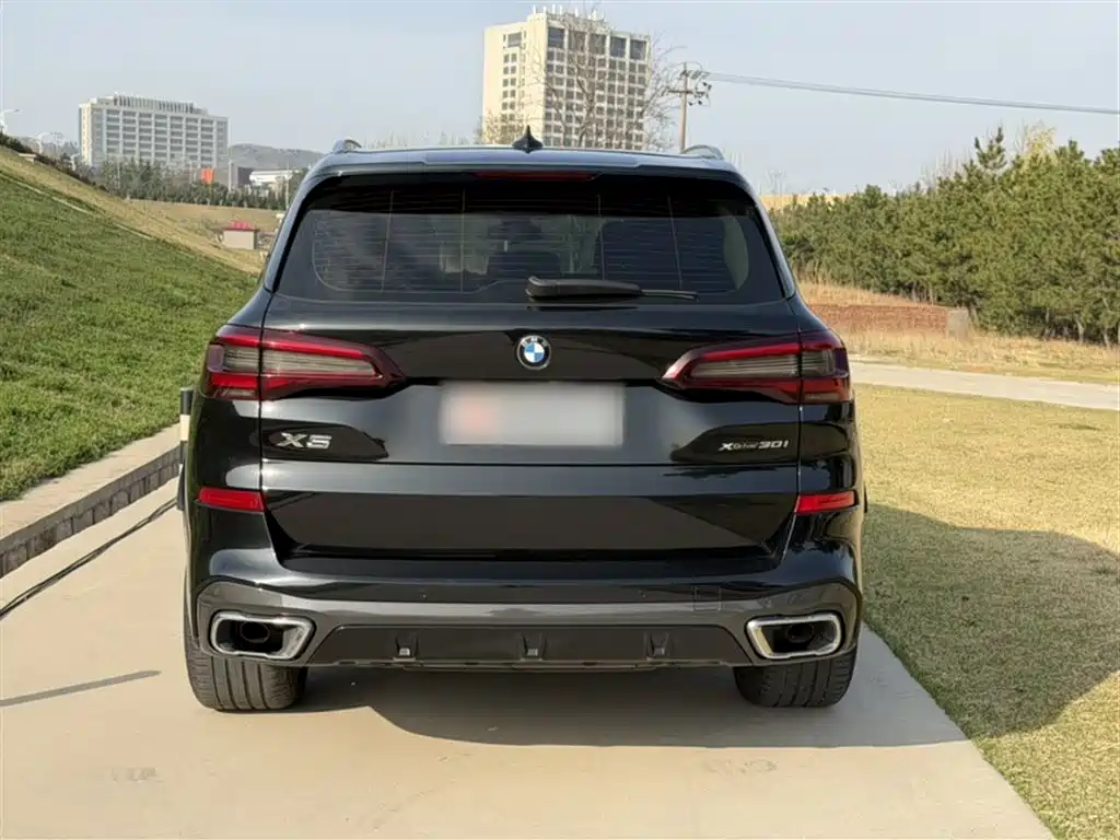 BMW X5 (Import) 2021 xDrive30i M Sport Package фото 13
