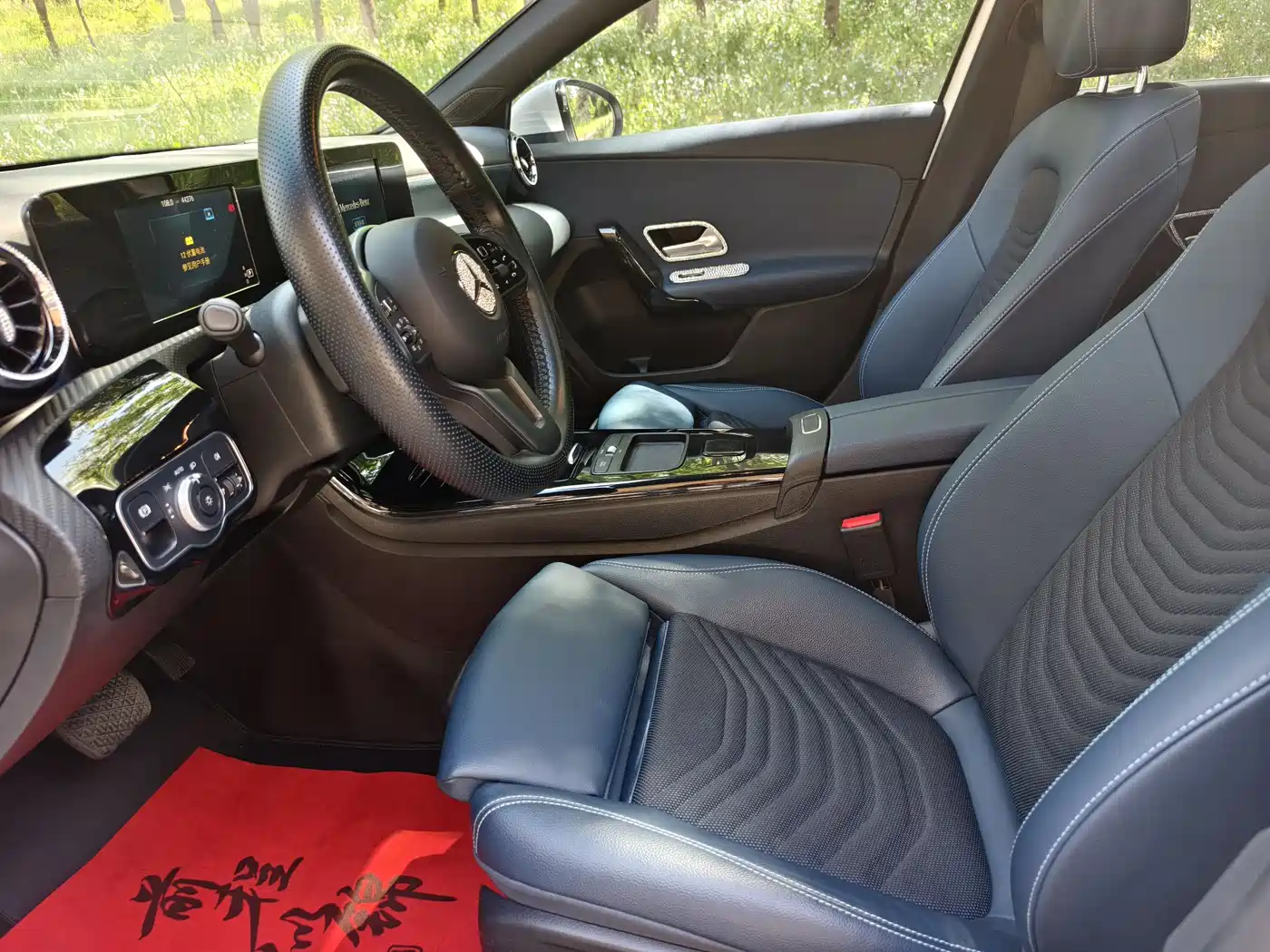 Mercedes-Benz A-Class 2021 A 180 L Sports Sedan фото 9