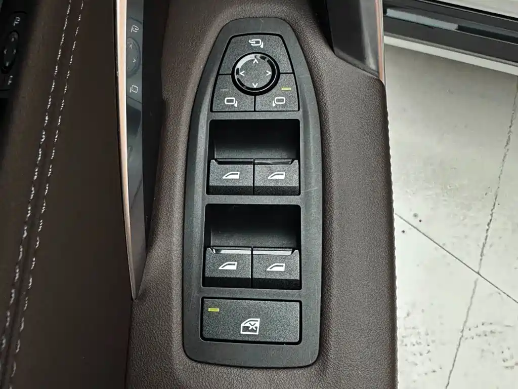 BMW X1 2023 sDrive20Li X Design Package фото 17