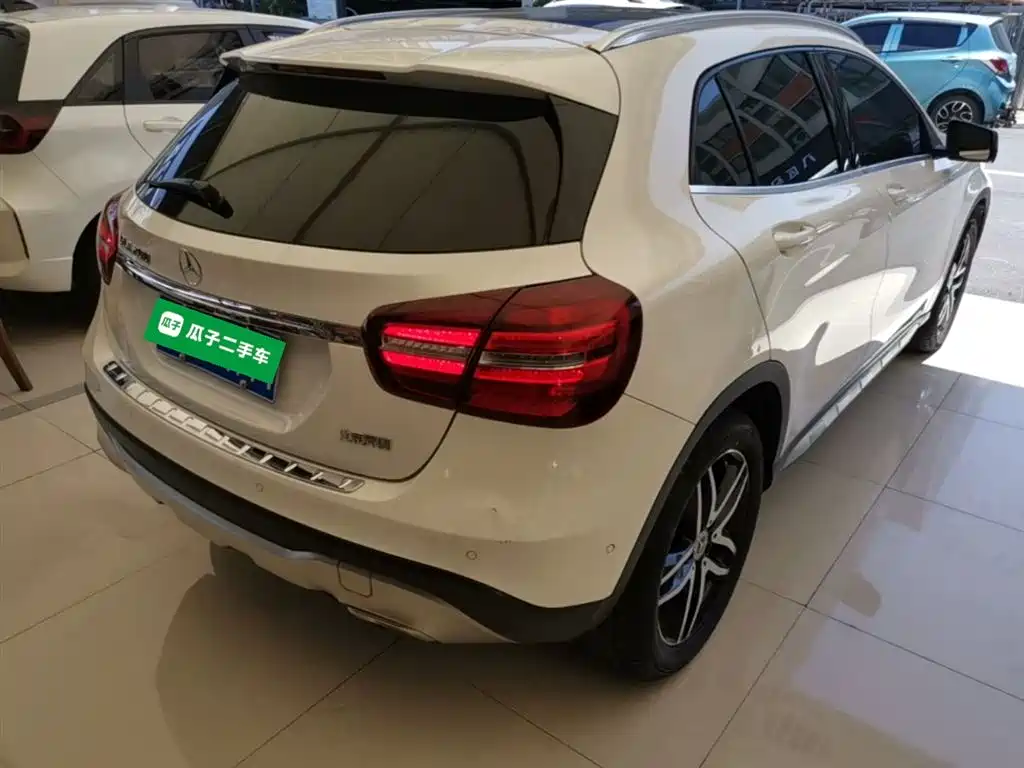 Mercedes-Benz GLA 2017 GLA 200 Fashion фото 7