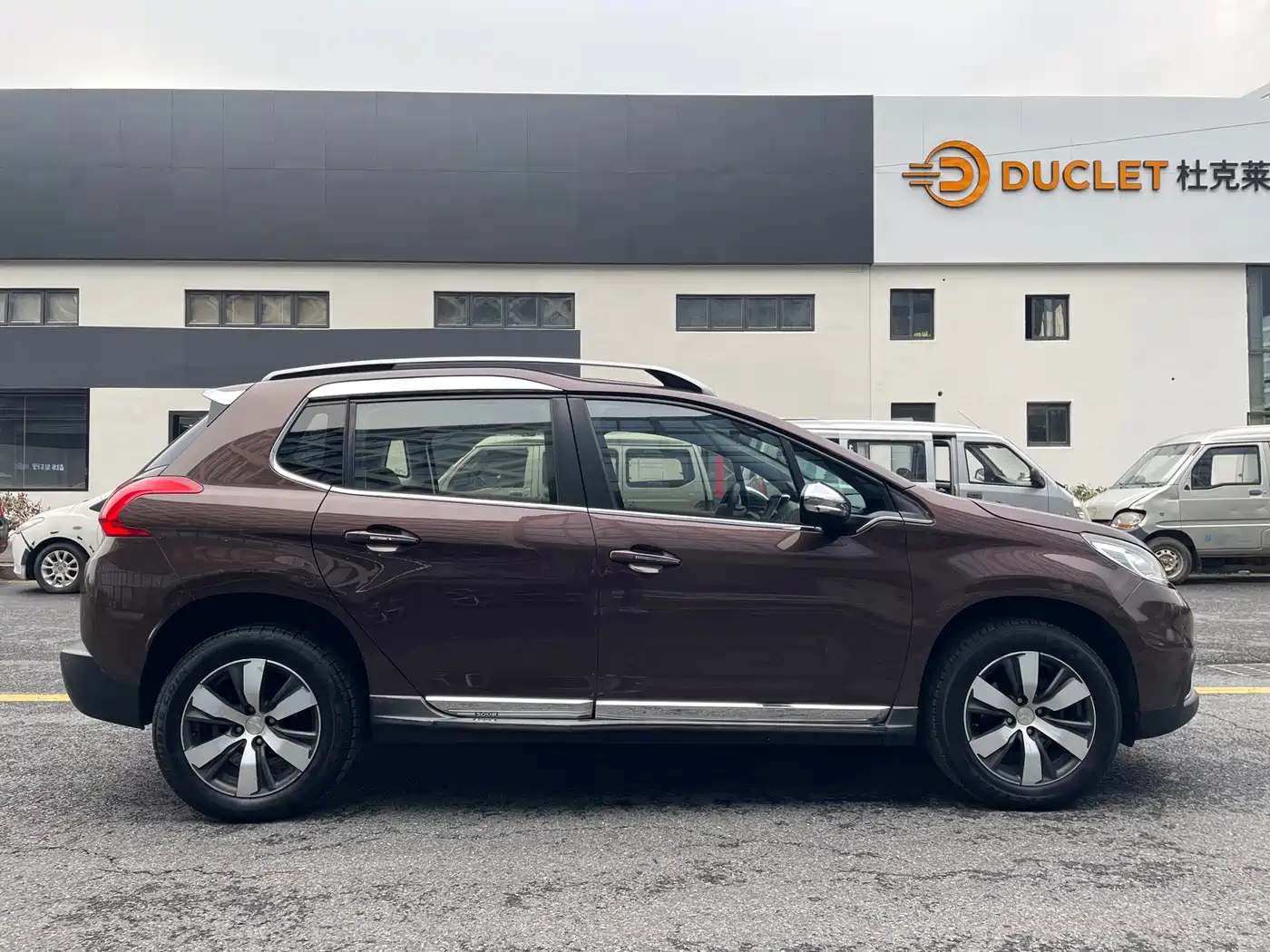 Peugeot 2008 2014 1.6L Automatic Navigation Edition фото 19