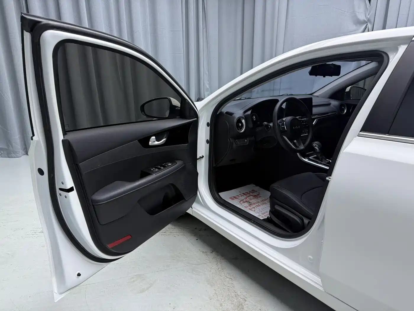 Kia K3 2021 1.5L CVT Fashion Edition фото 11