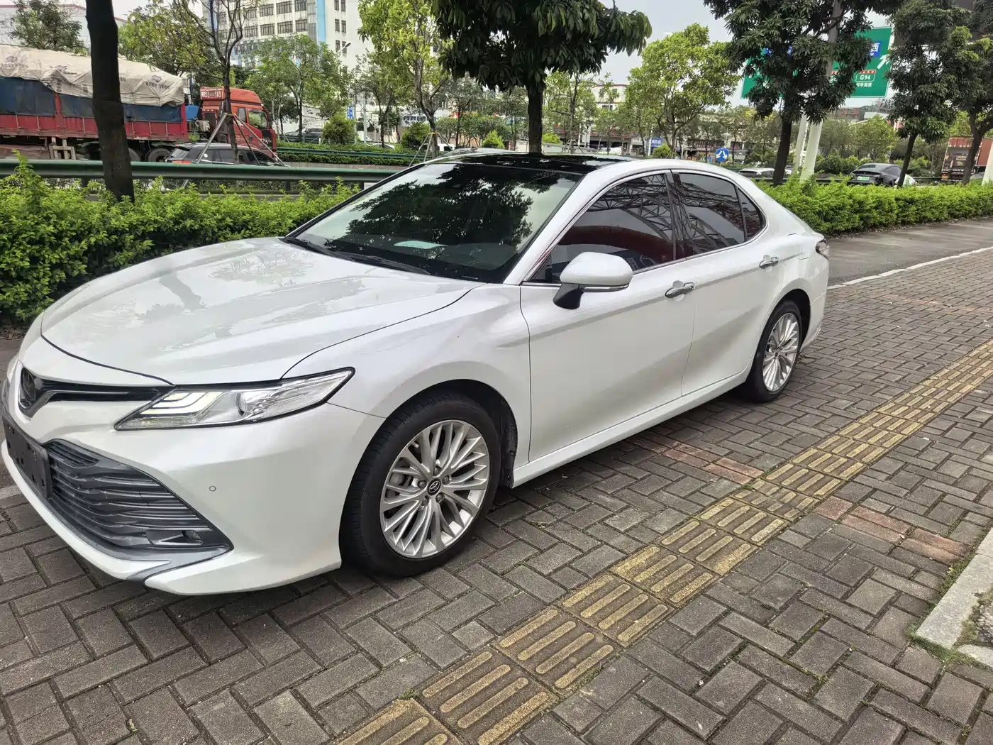 Toyota Camry 2019 2.5G Luxury (China V)