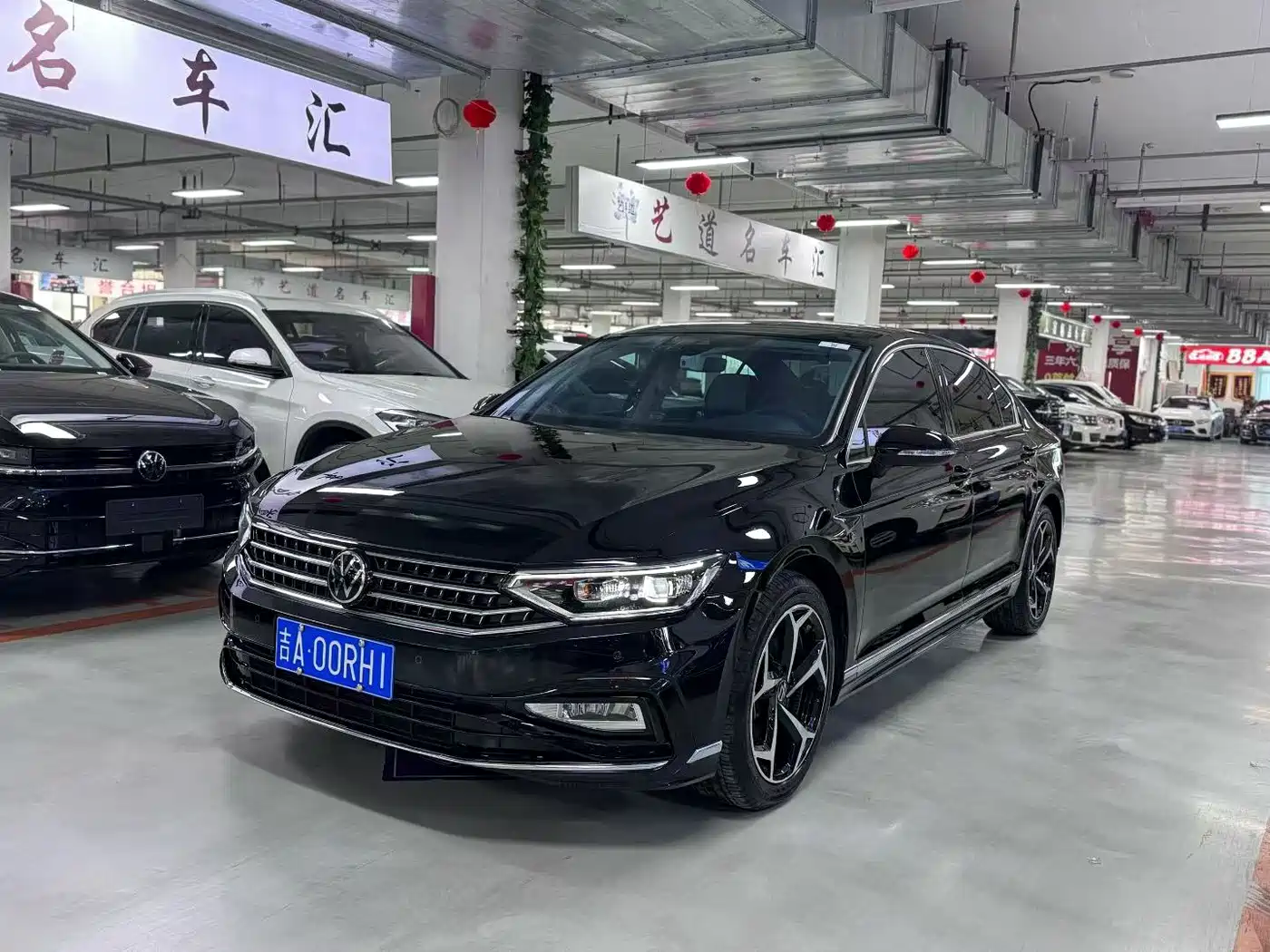 Volkswagen Magotan 2025 Popular Edition 330TSI DSG Luxury