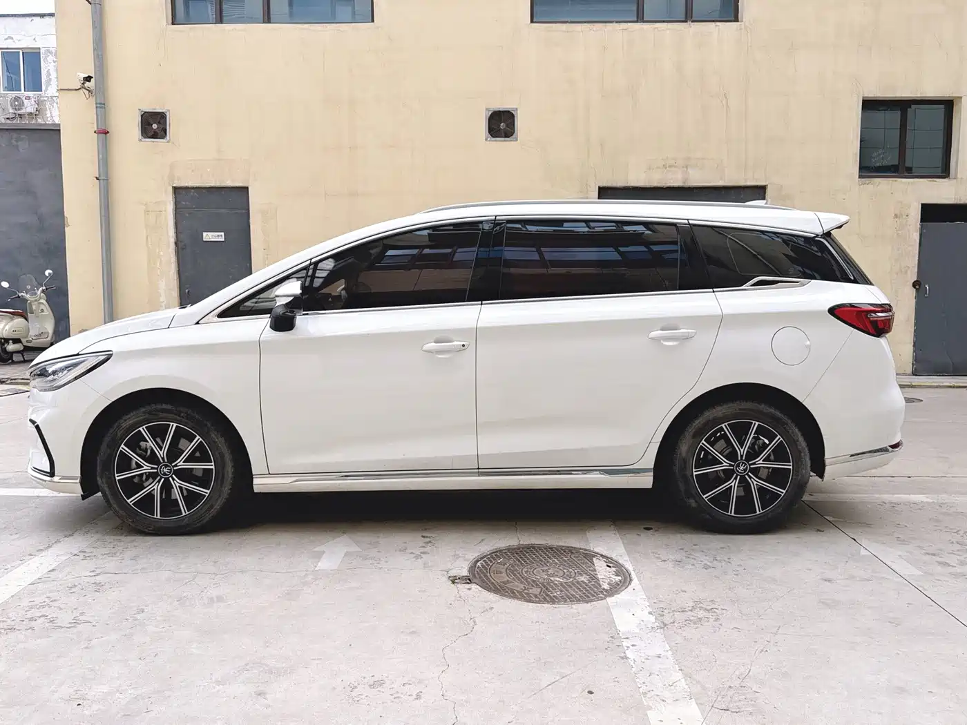 BYD Song MAX New Energy 2022 2022 DM-i 105KM Flagship Model